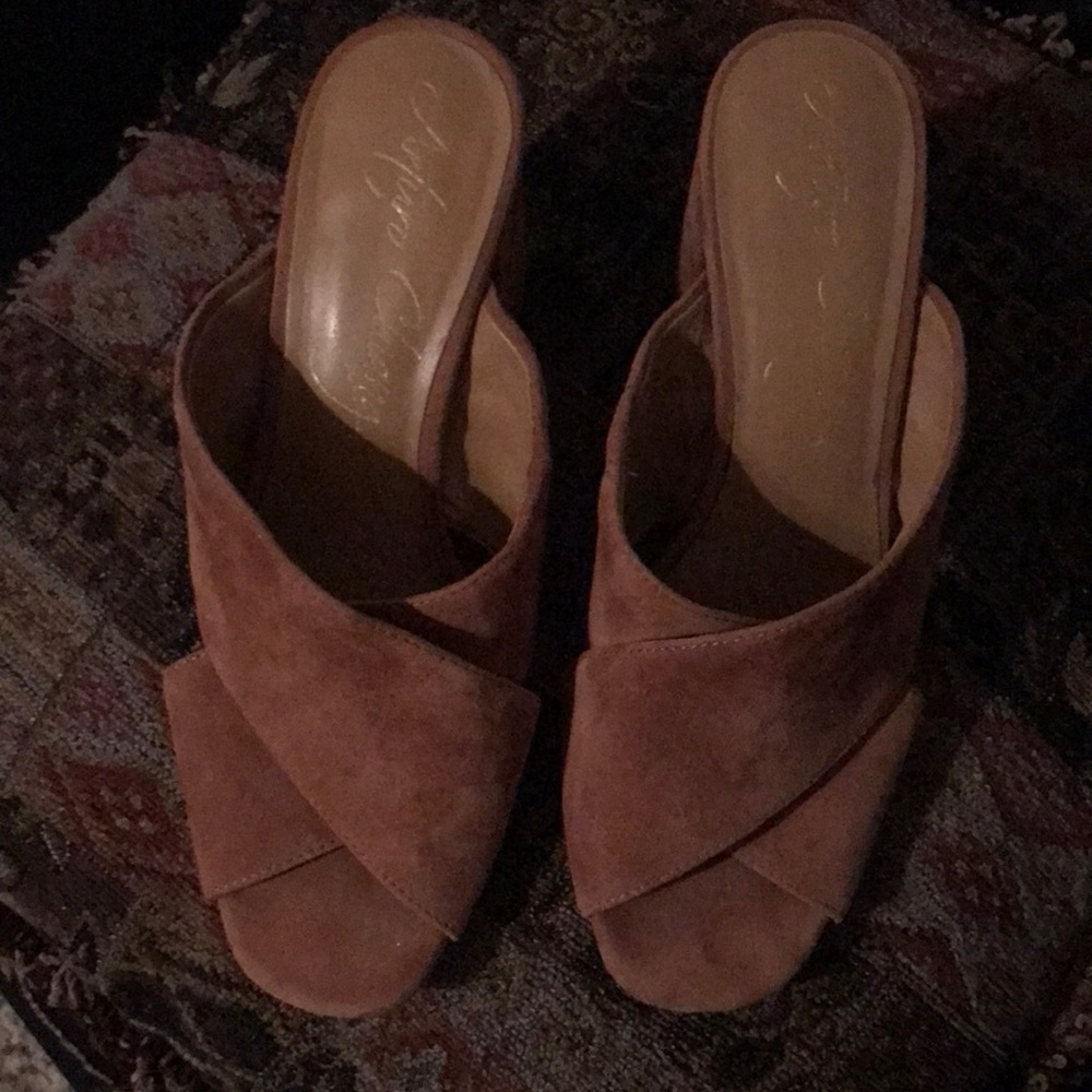 Suede slids